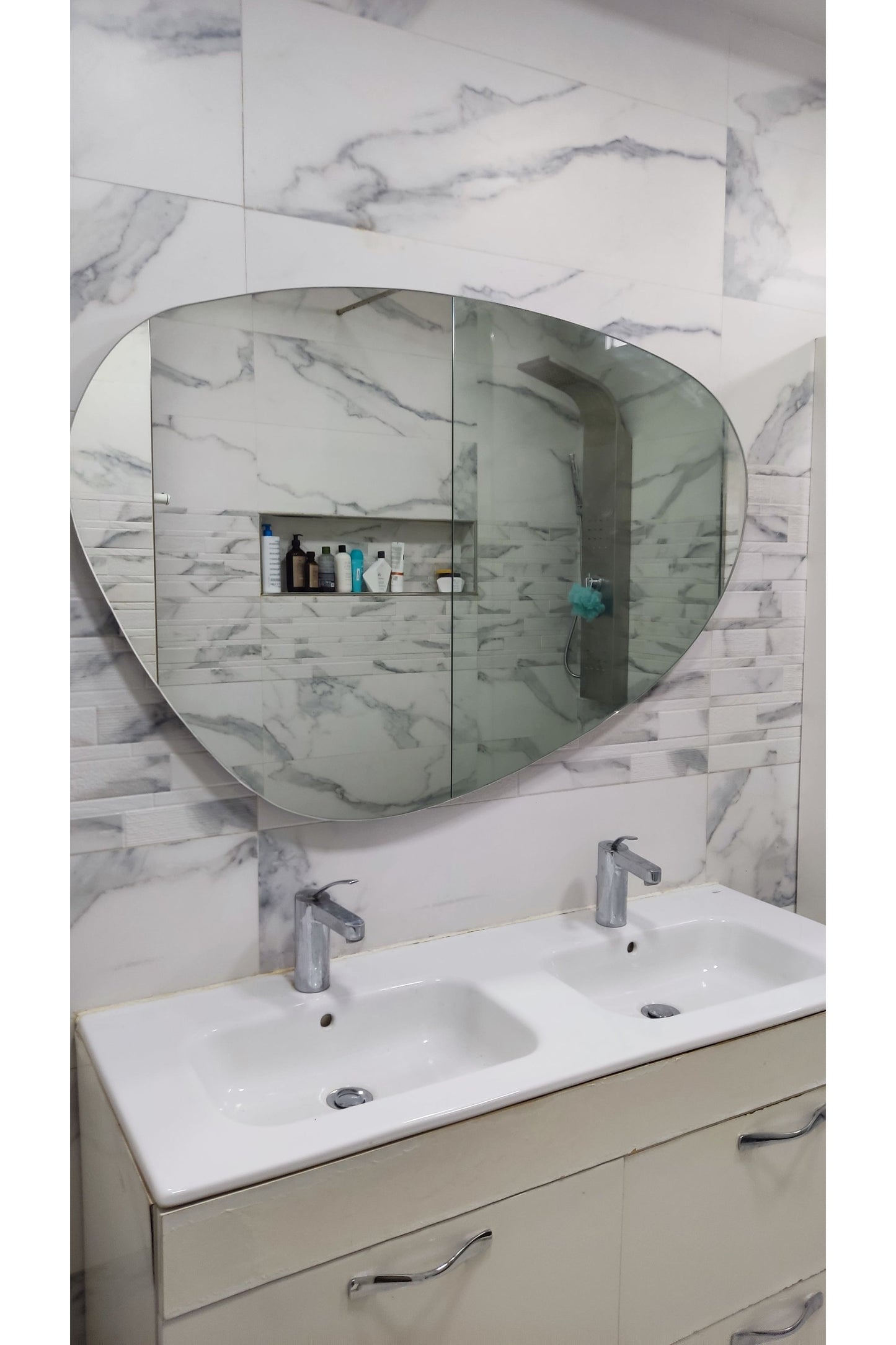 Nova Style : Miroir GALET de salle de bain avec LED