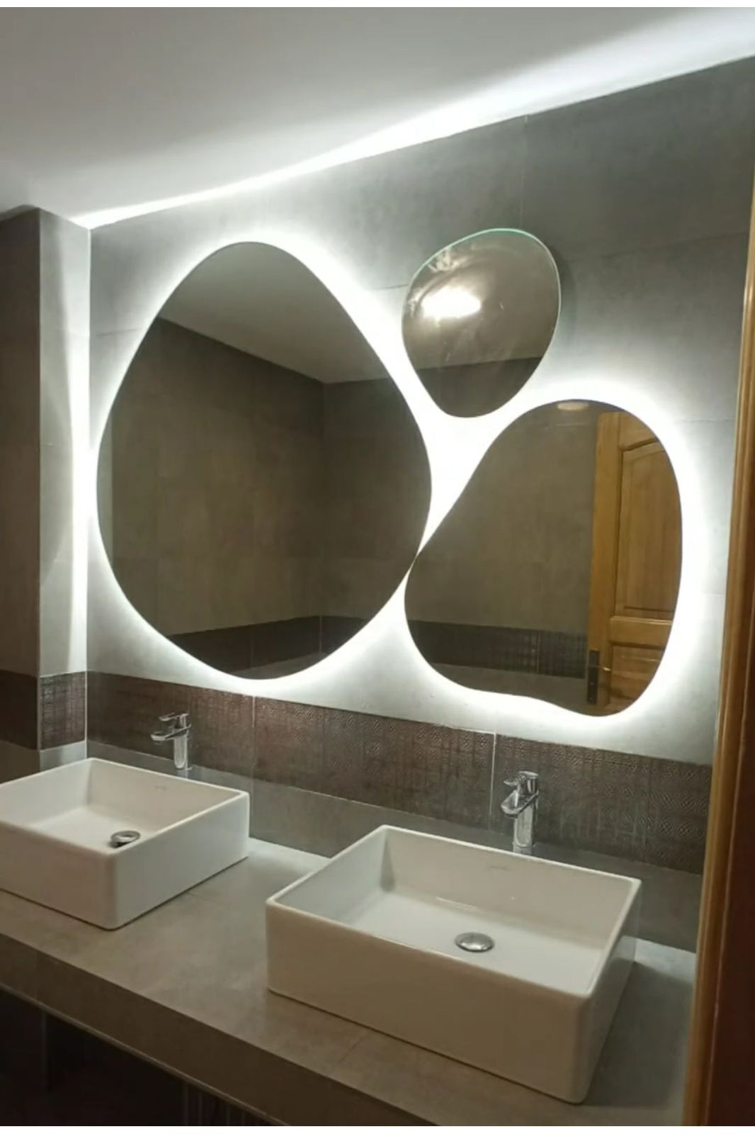 Nova Style : Miroir HAWAII de salle de bain avec LED