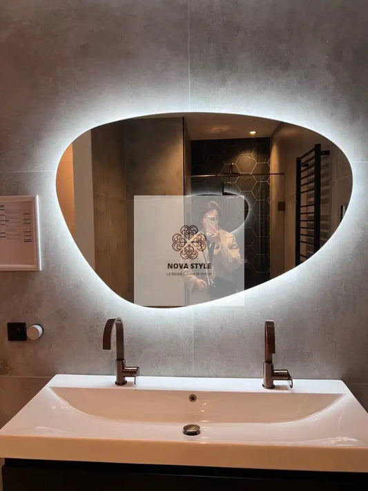 Nova Style : Miroir GALET de salle de bain avec LED