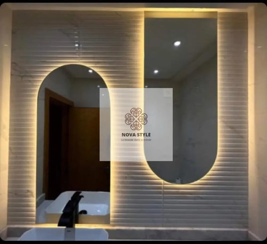 Nova Style : Miroir ANFA HALF de salle de bain avec LED